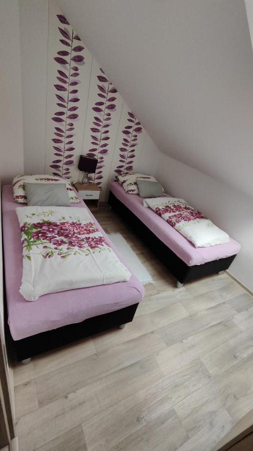 Apartman Cafe U Kordulky Ratiskovice ภายนอก รูปภาพ