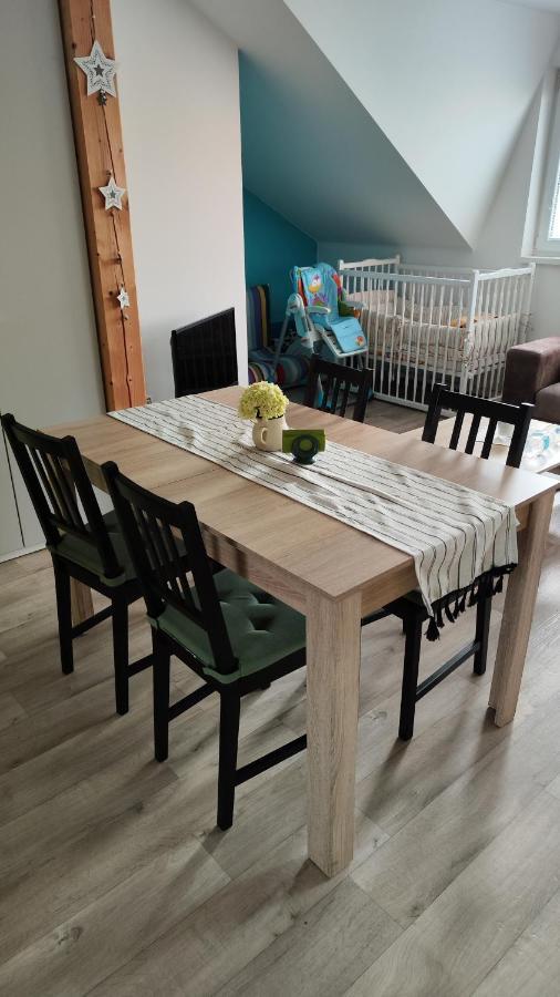 Apartman Cafe U Kordulky Ratiskovice ภายนอก รูปภาพ